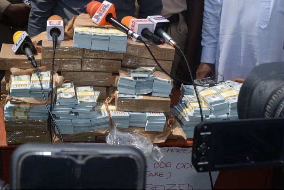 Customs officers reject $150K bribe from suspects smuggling fake $6m notes out of the country