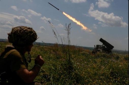 Russian forces retreat following short Ukrainian offensive