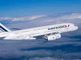 Air France suspends flights to B'Faso, Mali