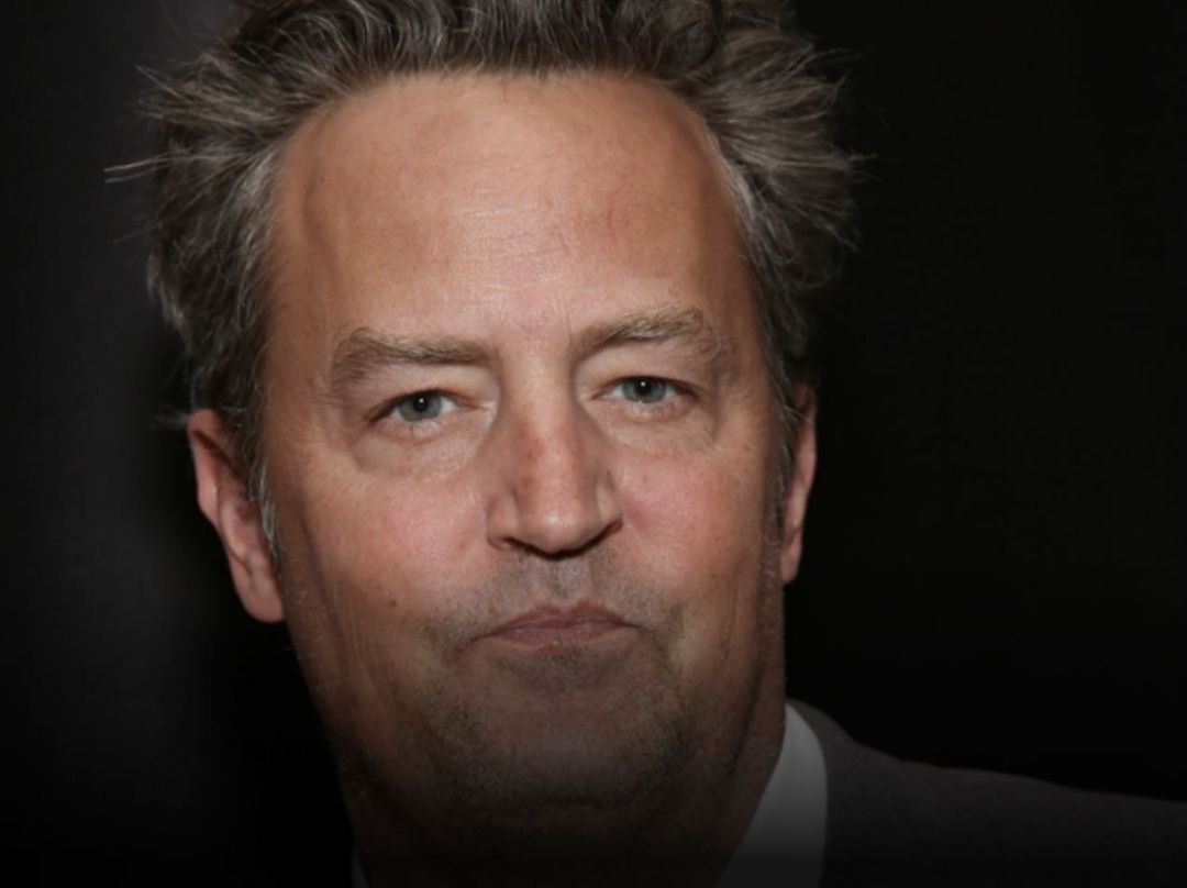 ‘Friends’ star, Matthew Perry reportedly found dead in a hot tub at his home