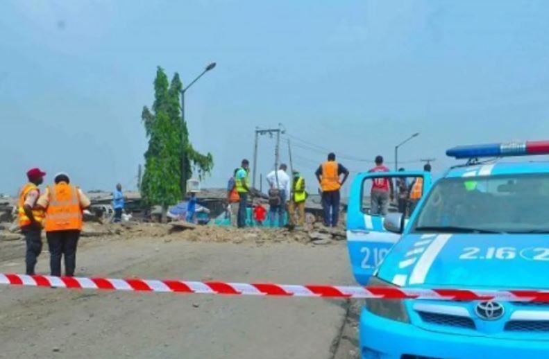 Two killed, 10 injured in Lagos-Ibadan expressway crash