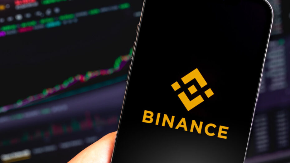 More woes for crypto enthusiasts, as FG reportedly obtains court warrant to detain Binance executives for 12 days