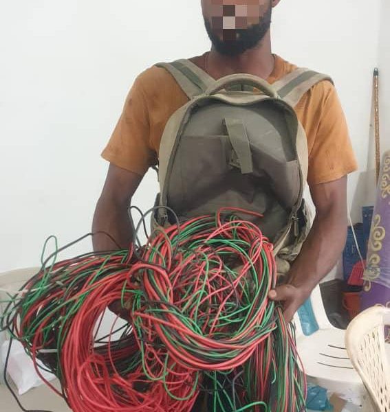 Man, 25, lands in Police net, for stealing electrical wires from building under renovation