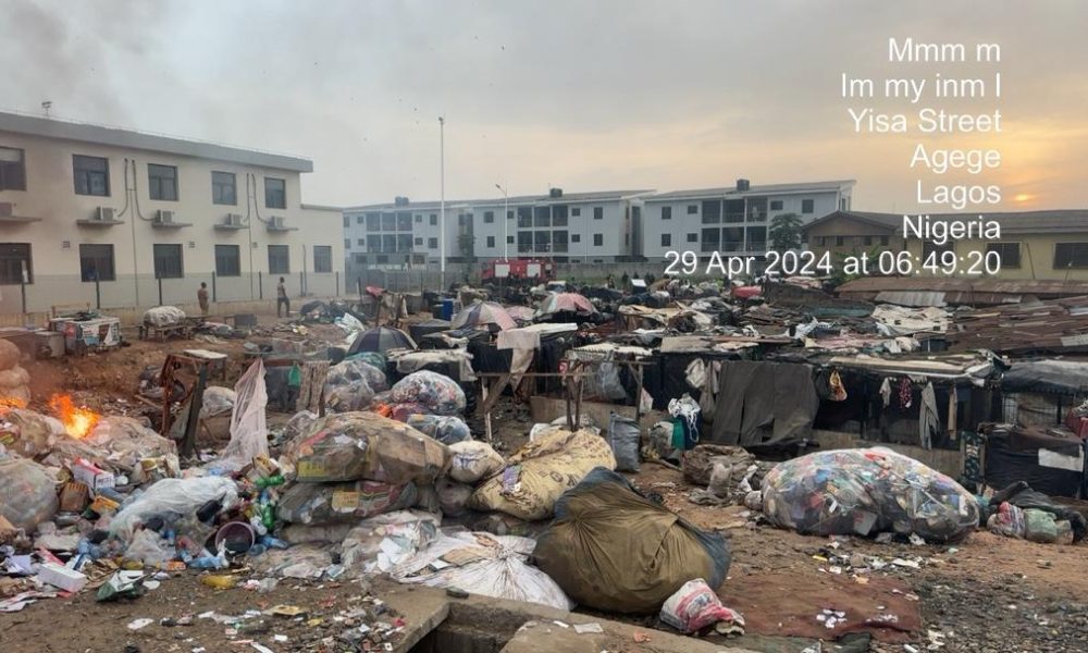 Task force destroys shanties at Agege rail line