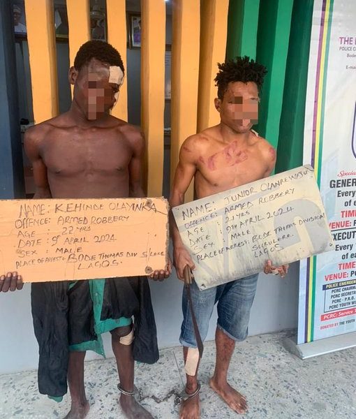 Police rescue suspected thieves from mob