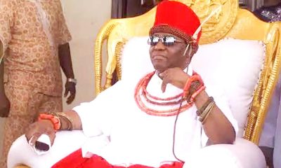 Oba Ewuare II, the Oba of Benin, has suspended six traditional functionaries for pledging loyalty to Ooni of Ife, the Oba Adeyeye Enitan Ogunwusi.