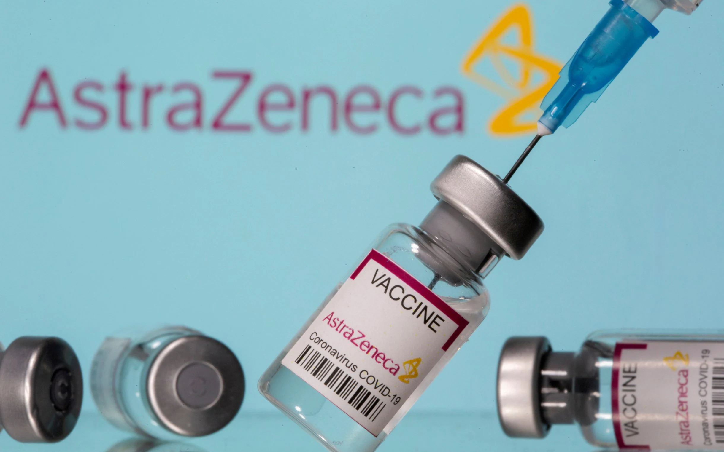 AstraZeneca admits COVID vaccine can cause rare side effect