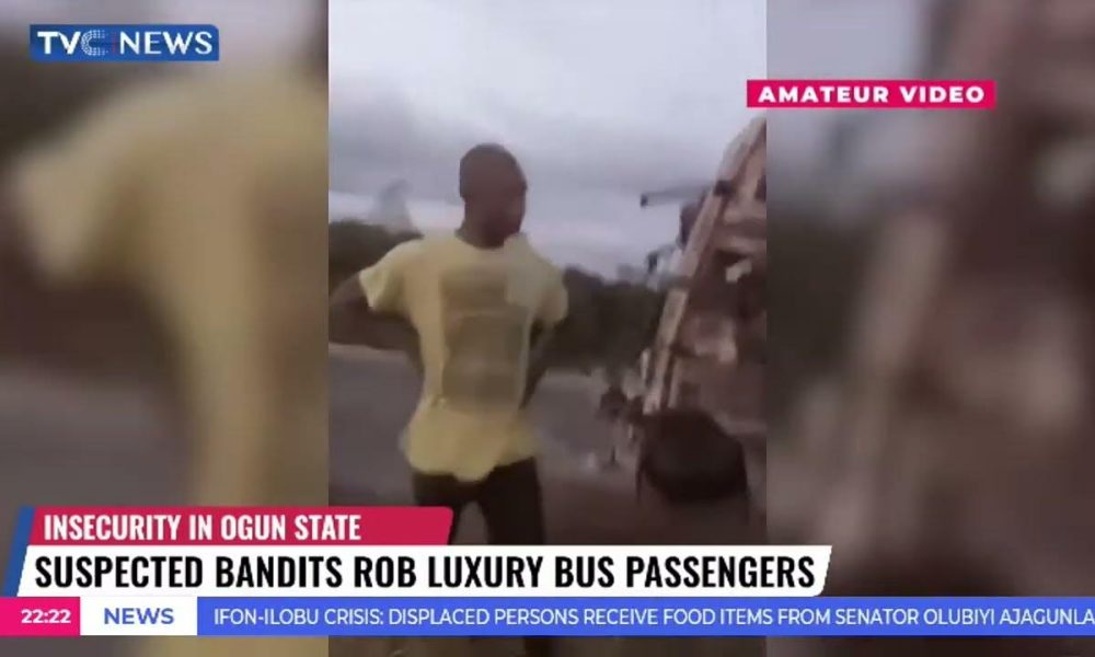 Gunmen rob, set ablaze luxury bus with 59 passengers on board