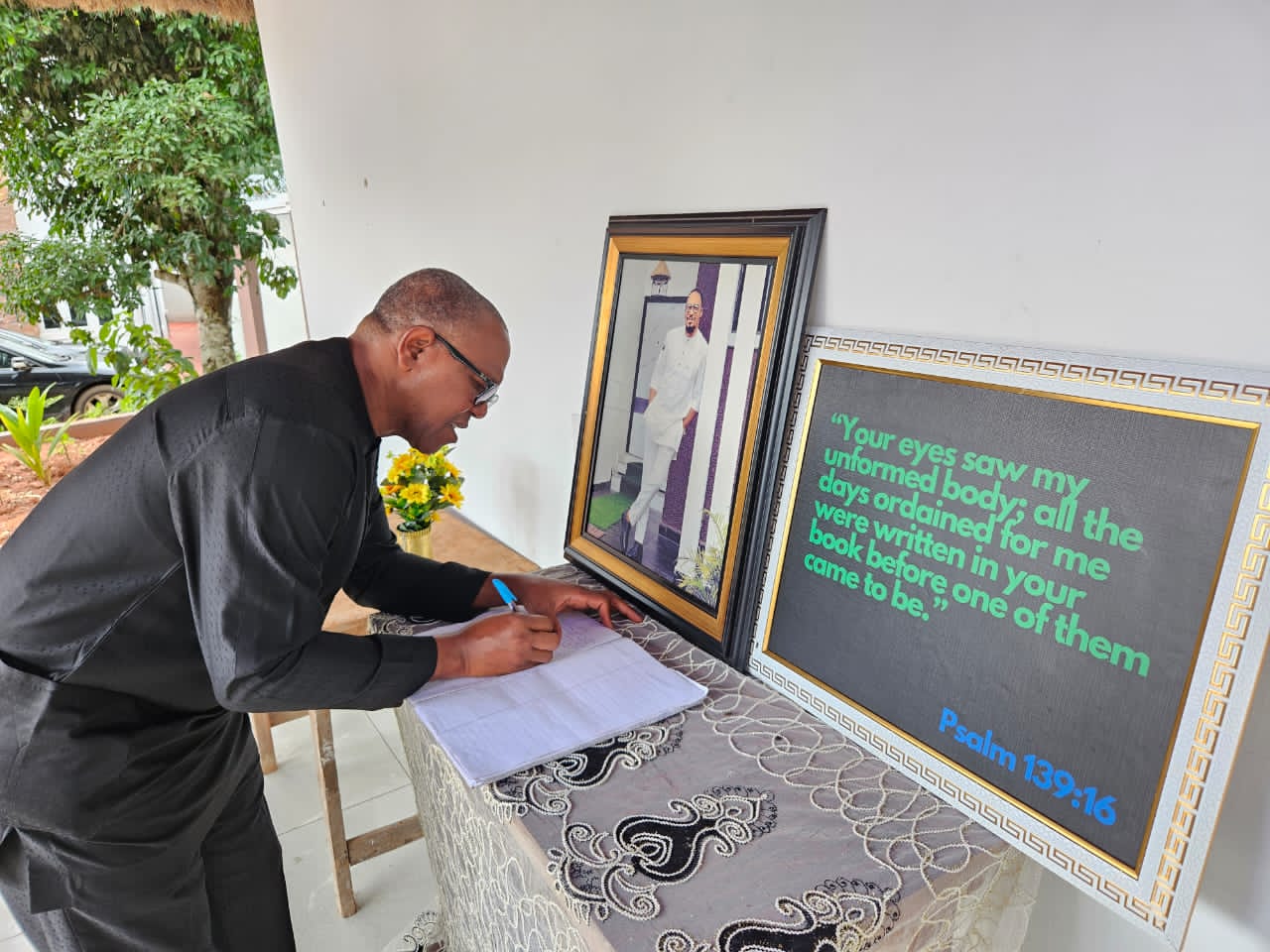 Obi pays last respect to Junior Pope in Enugu