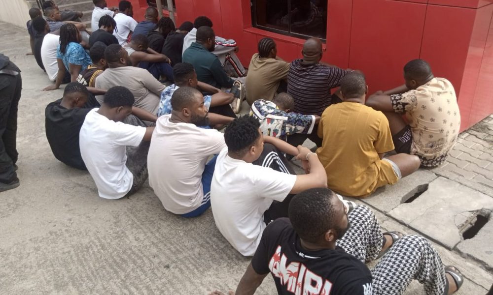 EFCC arrests 29 suspected internet fraudsters in Abuja