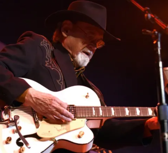 'King of Twang' guitarist Duane Eddy dies at 86