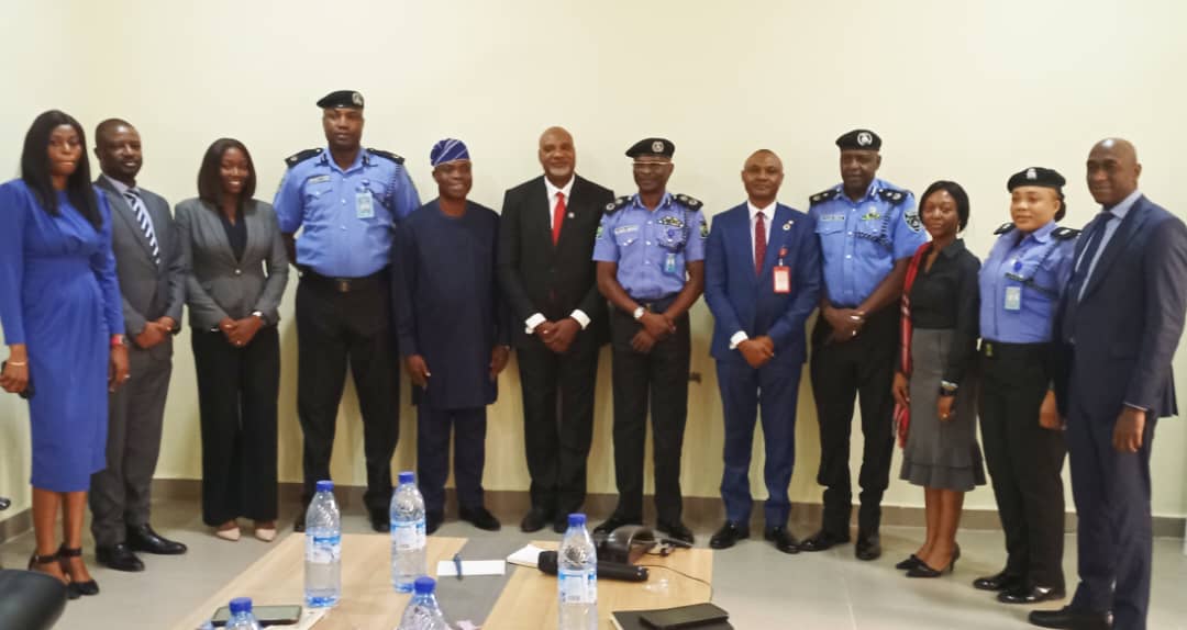 EFCC seeks stronger collaboration with Police against corruption