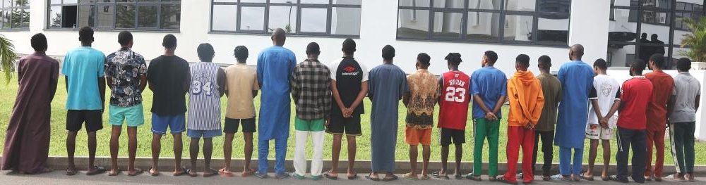 EFCC arrests 20 suspected internet fraudsters in Abuja