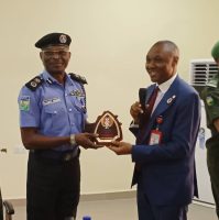 EFCC seeks stronger collaboration with Police against corruption