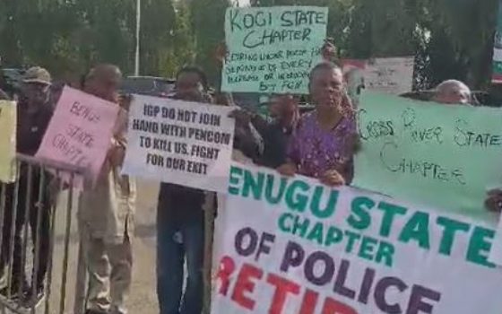 Retired police officers storm N’Assembly, protest over unpaid pensions