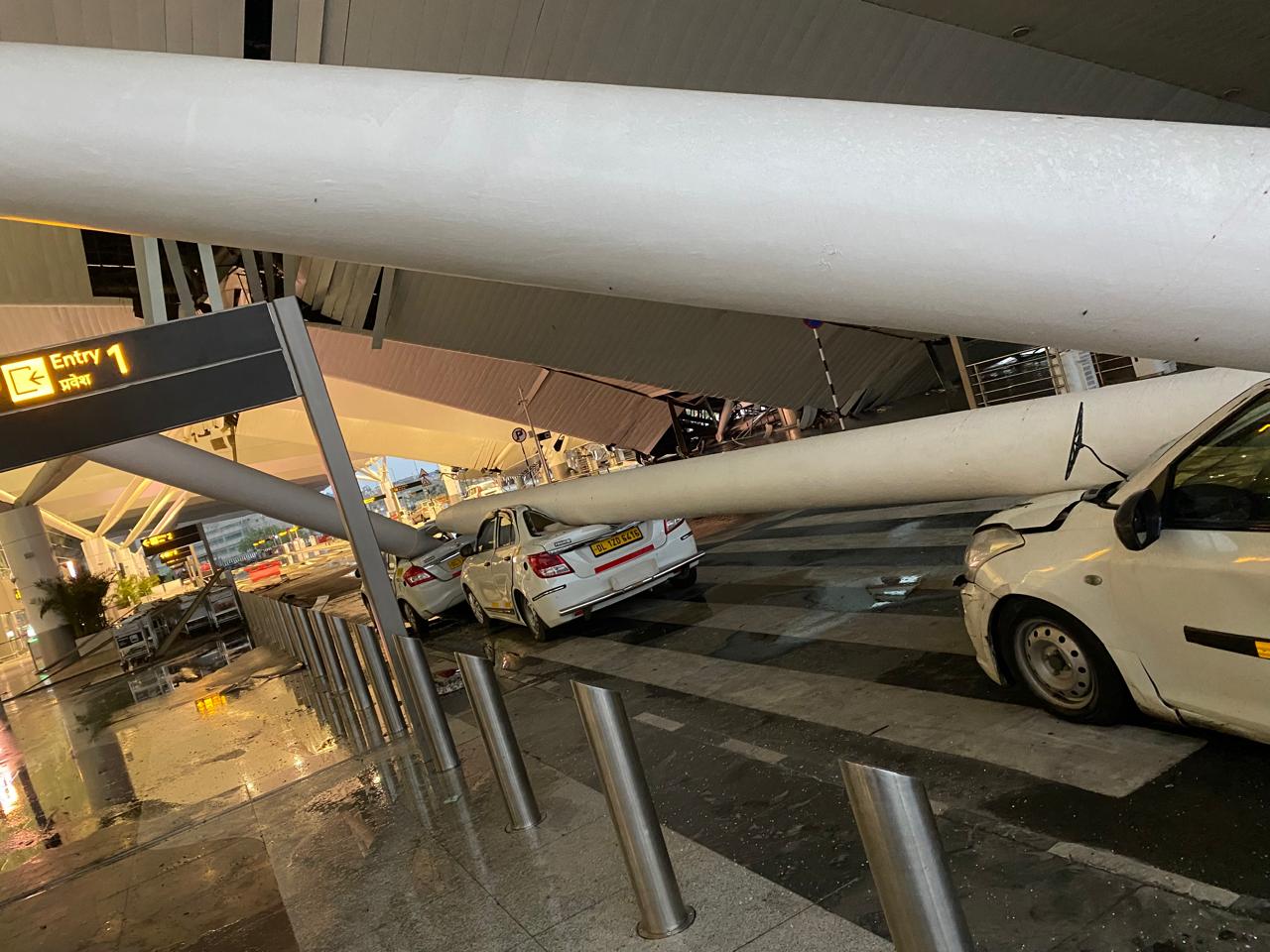 One died, eight injured as Indian airport roof collapse