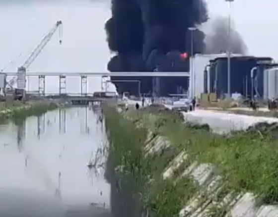 Fire outbreak at Dangote refinery