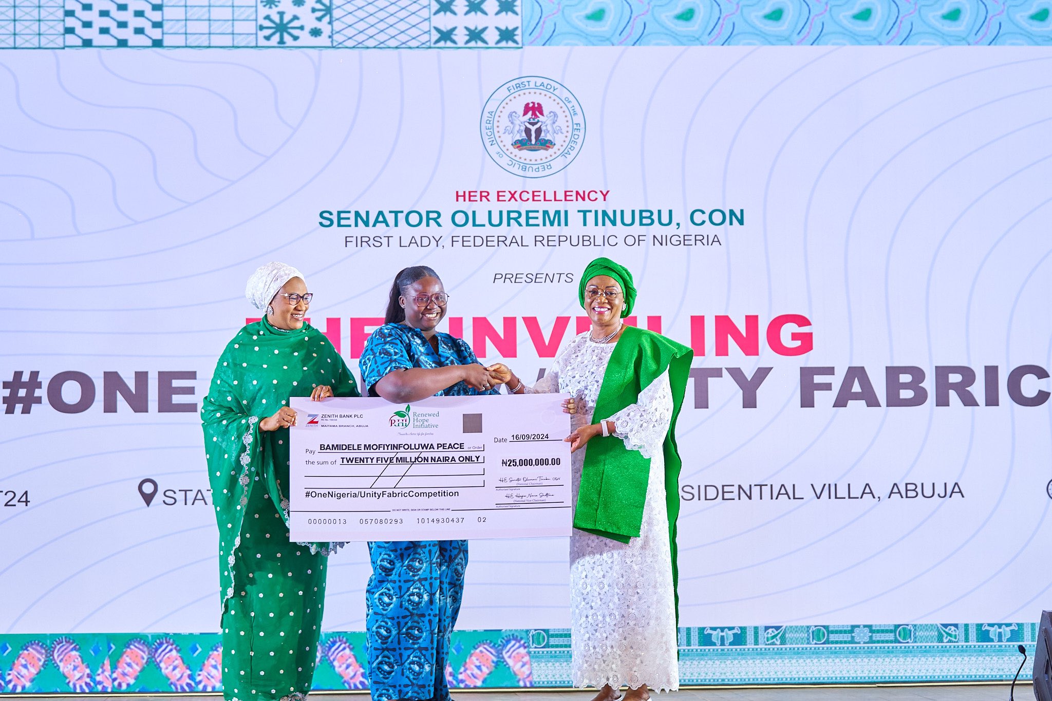 Oluremi Tinubu presents N25m to Mofiyinfoluw