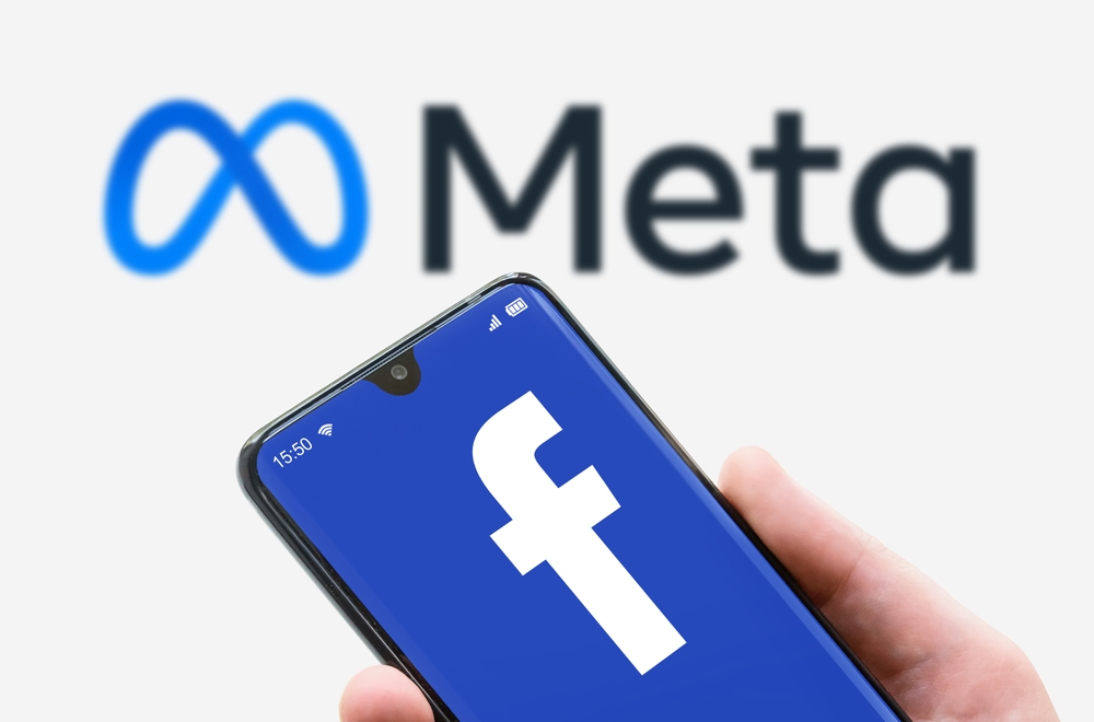 Facebook,Logo,On,Screen,Of,Mobile,Phone,On,Meta,Word