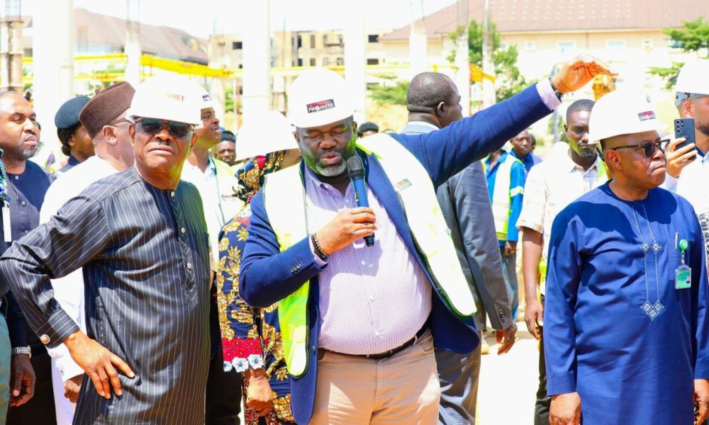 Minister inspects works on FCT bus terminals