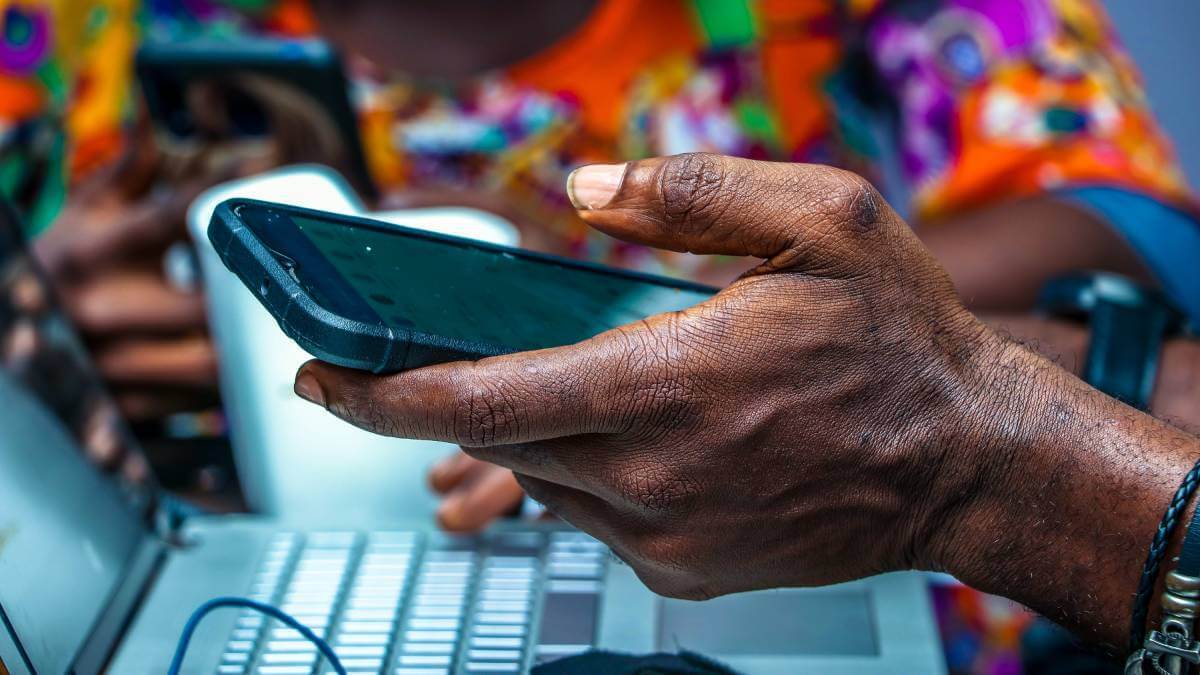 Nigeria’s internet subscriptions drop to 141.1 million in June as data usage hits record high