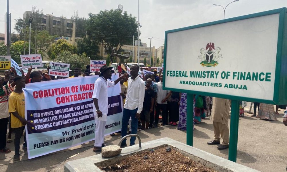 Contractors decry delayed payments as FG begins partial debt clearance