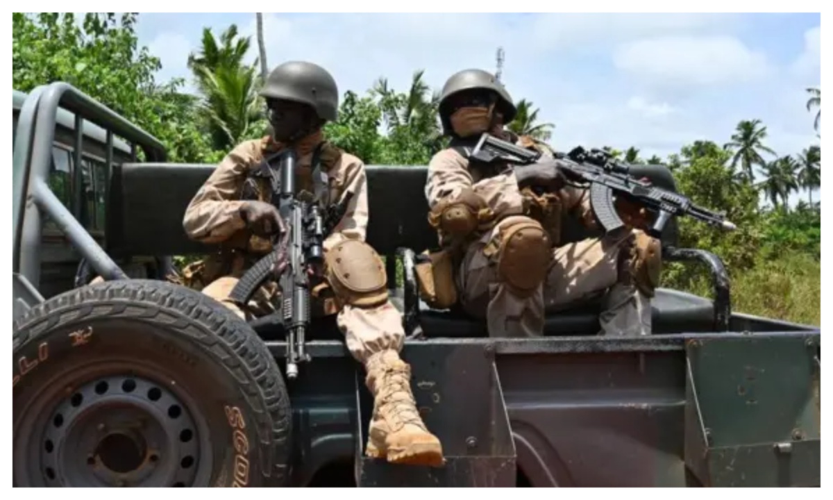 Troops foil kidnap attempt on Otukpo–Enugu road, rescue 24 passengers