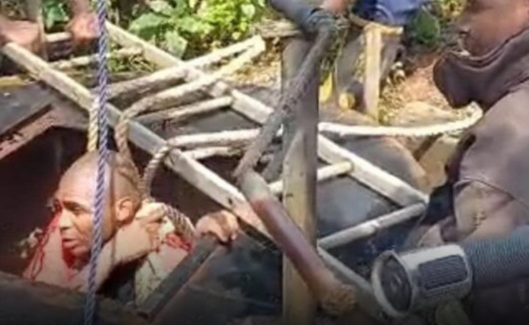 Lagos firefighters rescue 84-year-old man from 140-foot well in suspected suicide attempt