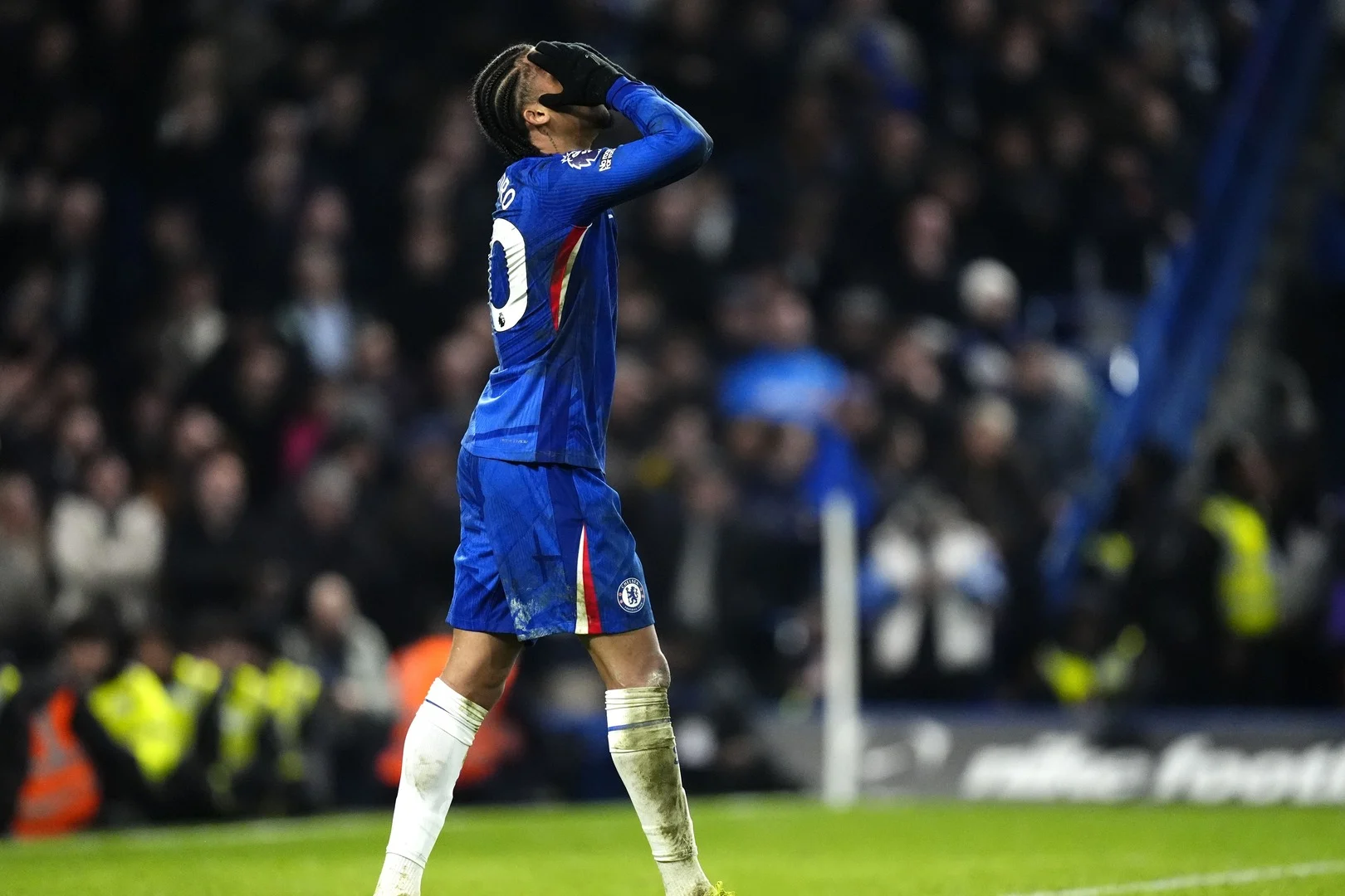 Premier League defends Leeds goal after Chelsea draw controversy