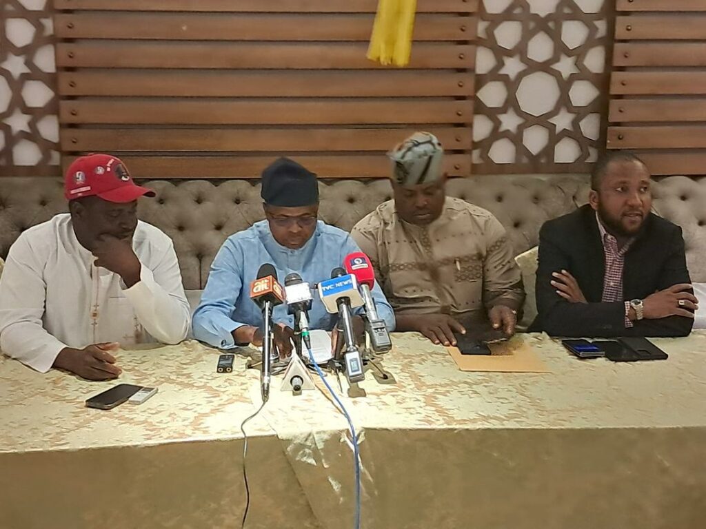 Bwari Council boss dump PDP for APC as defection wave hits FCT