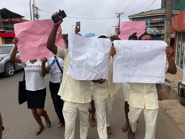 Nursing students protest fee hike at Nnewi Teaching Hospital College