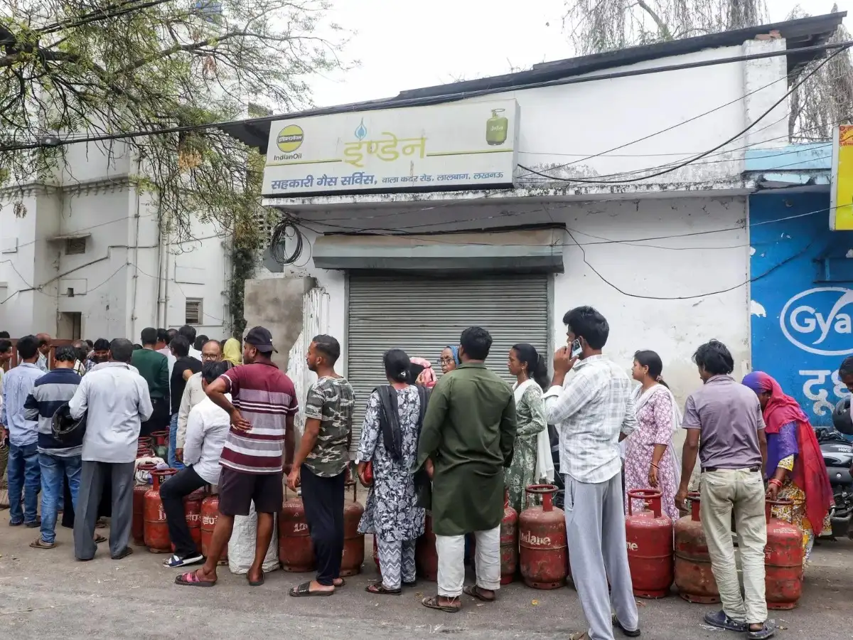 Long queues at LPG centres as Indians rush to stock up amid Middle East tensions