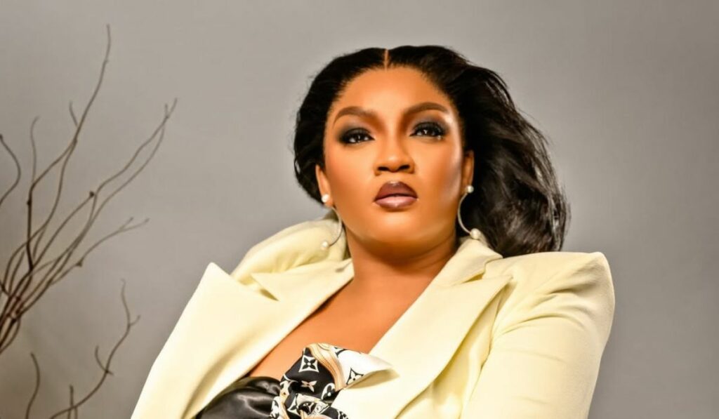 ‘You are not ready’ — Omotola Jalade-Ekeinde rebukes presenter at Lagos event
