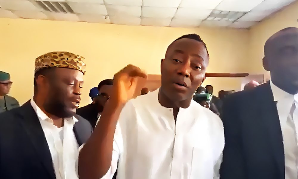 Tension at Abuja Court as Judge orders Sowore’s lawyer to kneel over alleged misconduct