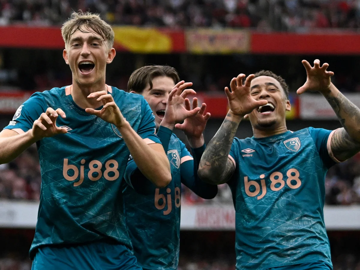 Arsenal’s title hopes dented by Bournemouth as Scott’s late strike seals 2–1 upset