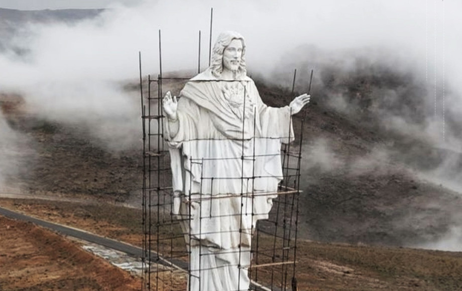 Lebanon unveils 26-metre Christ the Redeemer statue in Al Qaa amid regional turmoil