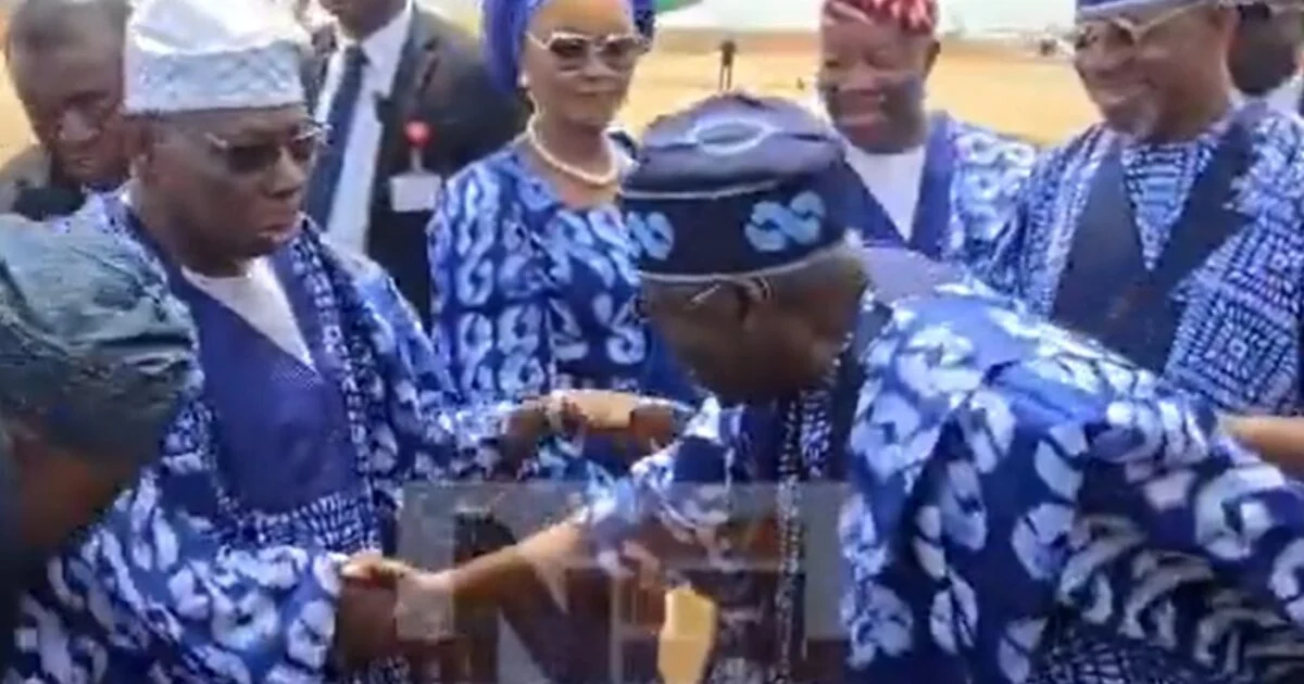Tinubu’s bow to Obasanjo at Ogun Airport commissioning sparks nationwide praise