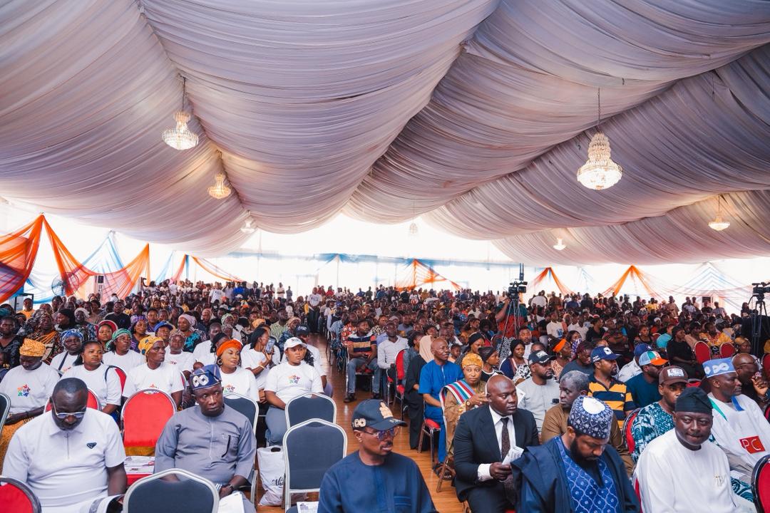 APC rolls out Renewed Hope Scale-Up programme, empowers 1,400 Youths, N280m grants