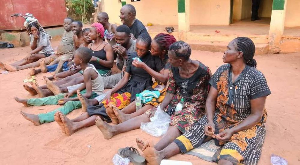 Mothers of kidnapped Oyo schoolchildren cry out to Tinubu, Makinde (Video)