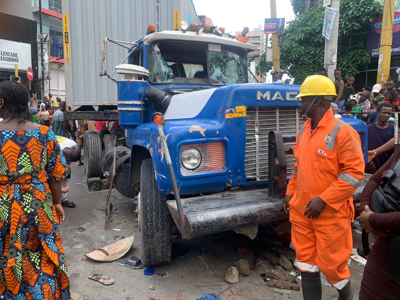 Two killed as trailer ploughs into Gombe market, goods destroyed