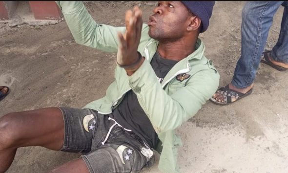 Outrage as angry mob brutalizes two suspected thieves in Asaba