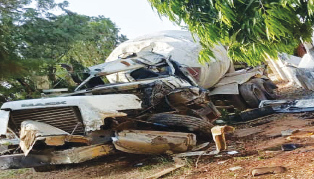 Four NYSC members, soldier die in Adamawa road crash 