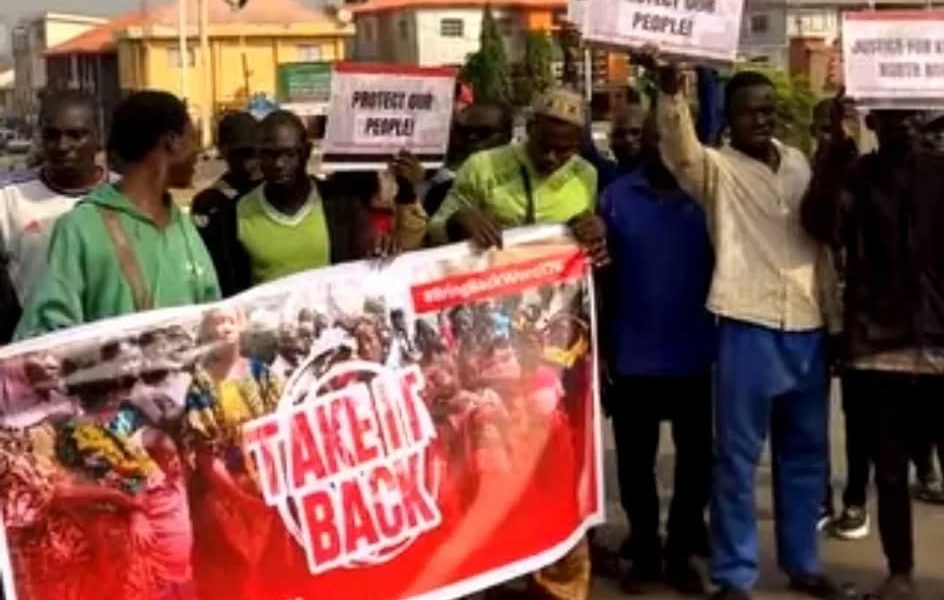 Kwara protesters issue 72-hour ultimatum over rising abductions, block major roads