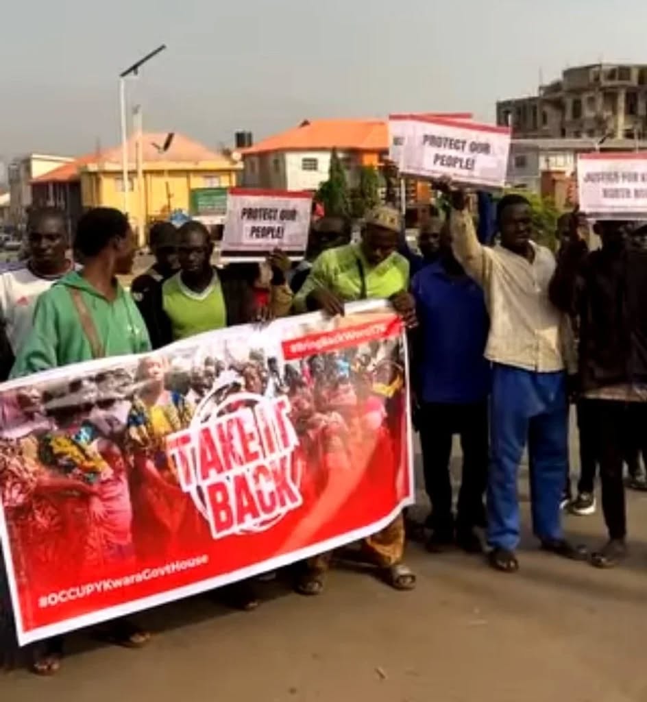 Kwara protesters issue 72-hour ultimatum over rising abductions, block major roads