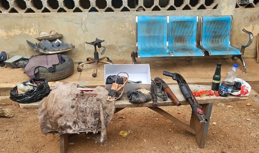 Police arrest five suspected armed robbers, recover firearms in Ibadan raid