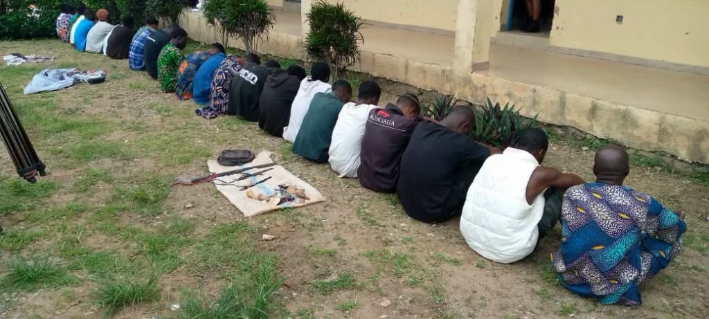 Osun Police arrest 24 suspected cultists, political thugs ahead of governorship election