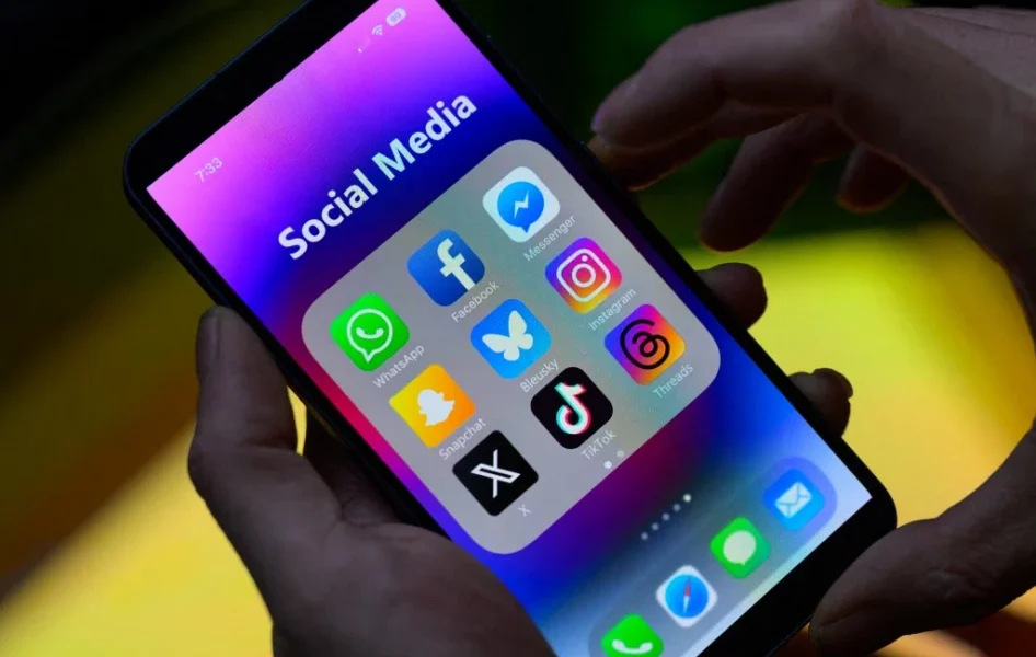 UK to ban social media for under-16s: declares platforms ‘making children unhappy’