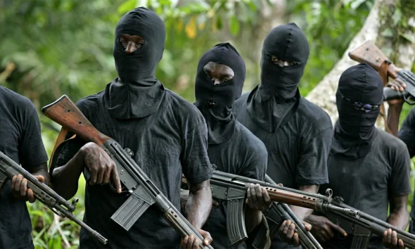 Gunmen abduct Oyo headmaster, demand N30m ransom as Police launch rescue operation
