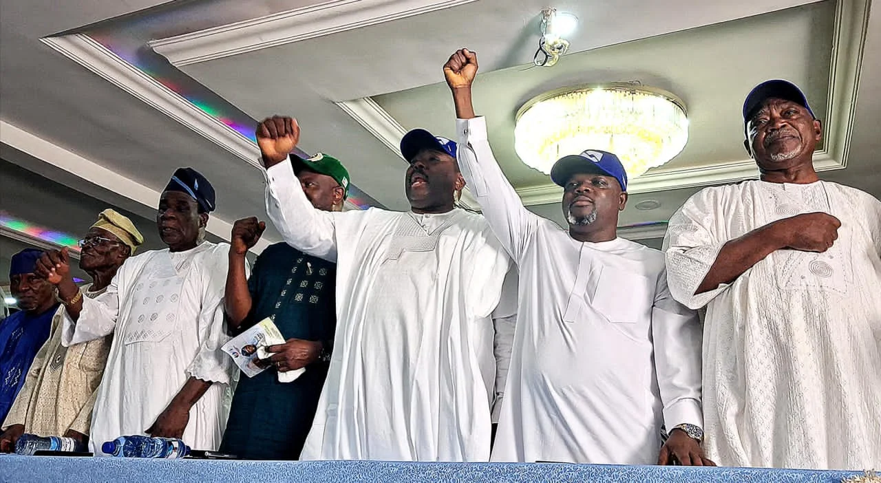 APC officially unveils Sharafadeen Alli as Oyo governorship candidate for 2027