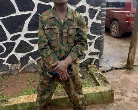 Suspected kidnapper arrested in Ogun wearing allegedly stolen military uniform